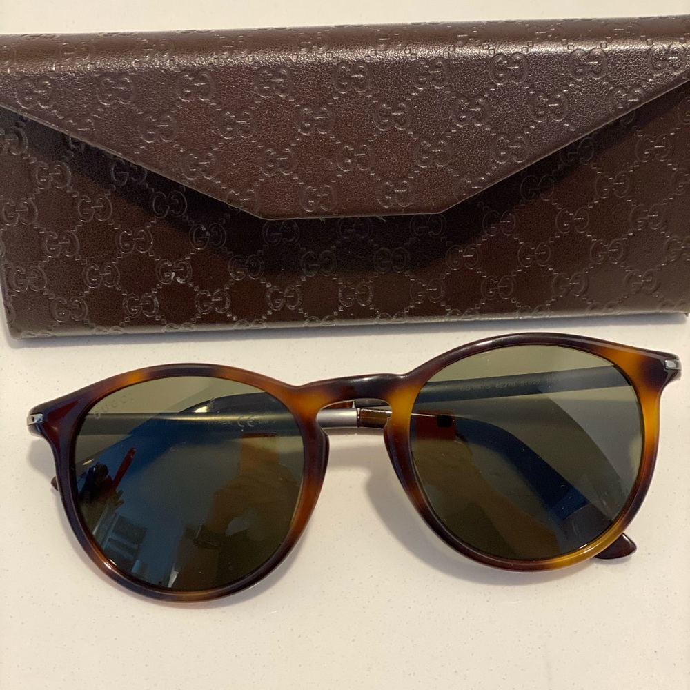 Gucci Sunglasses- men or women’s!